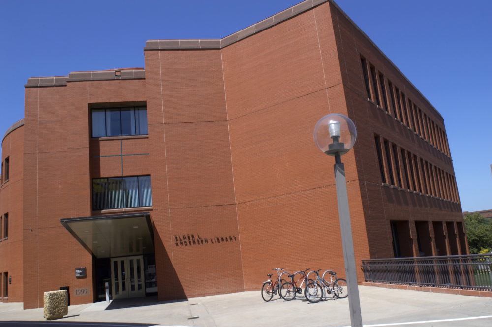 Elmer L. Andersen Library exterior