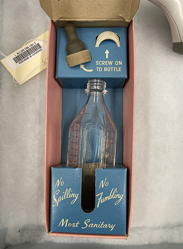 Glass baby bottle