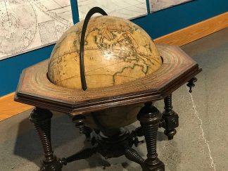 Bell-Coronelli-Globes_Terrestial-5