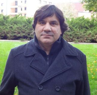 Mark Desrosiers