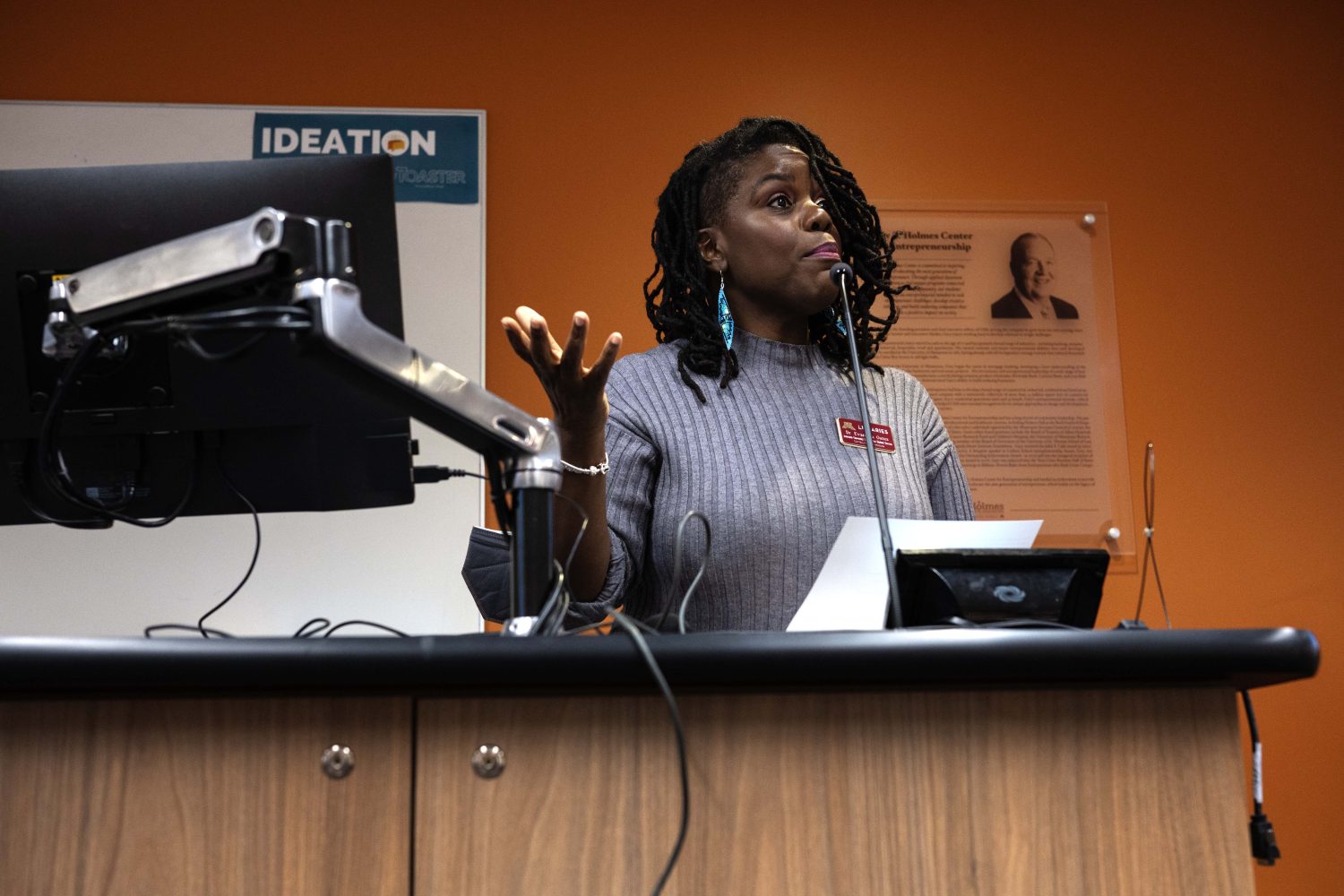Associate University Librarian for Student Success Dr. Evangela Oates talks at the Creators Showcase on April 14, 2025. (Photo/Adria Carpenter)